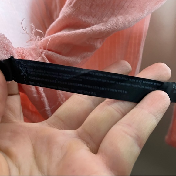 5/$20 Urban Outfitters Out From Under distressed oversized pink long sleeve S - Picture 16 of 16